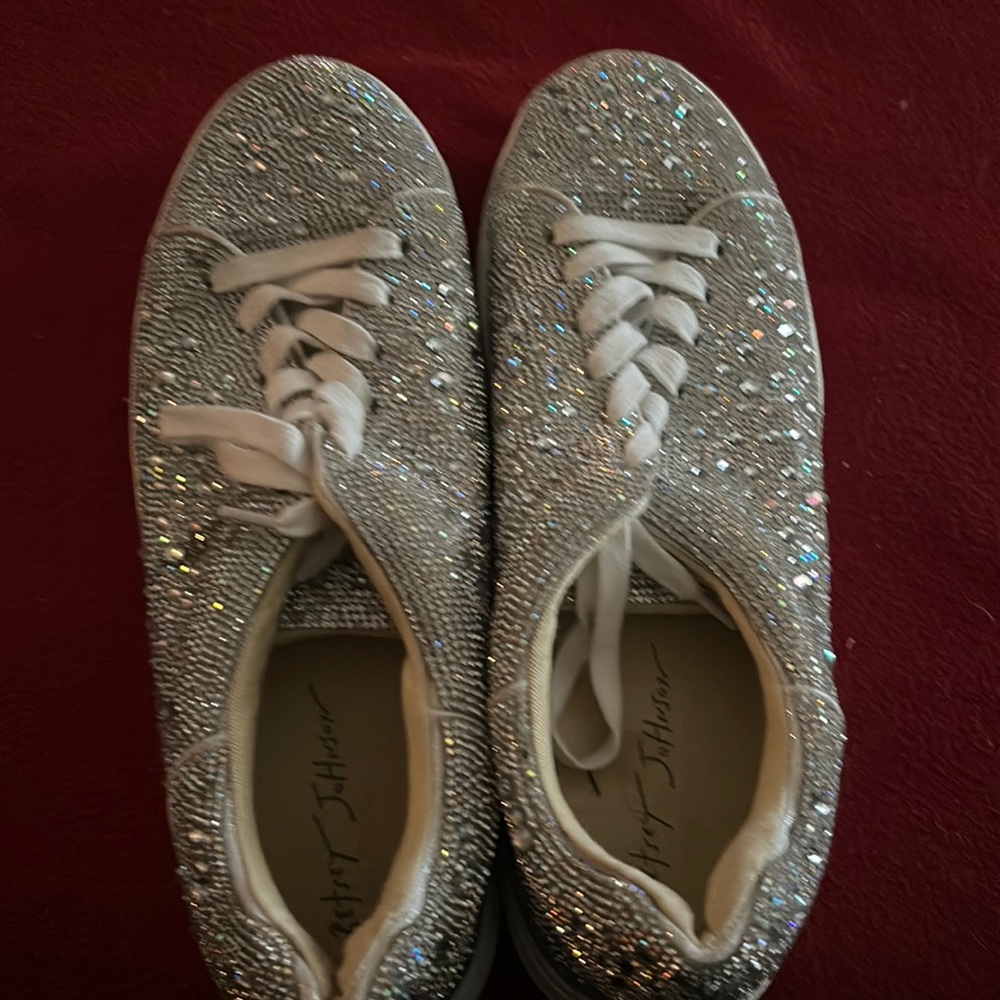 They are size 11 very comfy shoes with bling